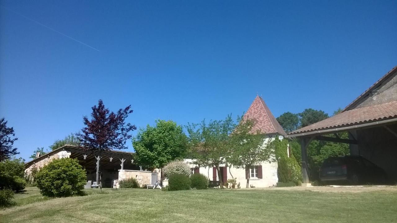 Lembaudie Saint-Privat-des-Pres Exterior photo