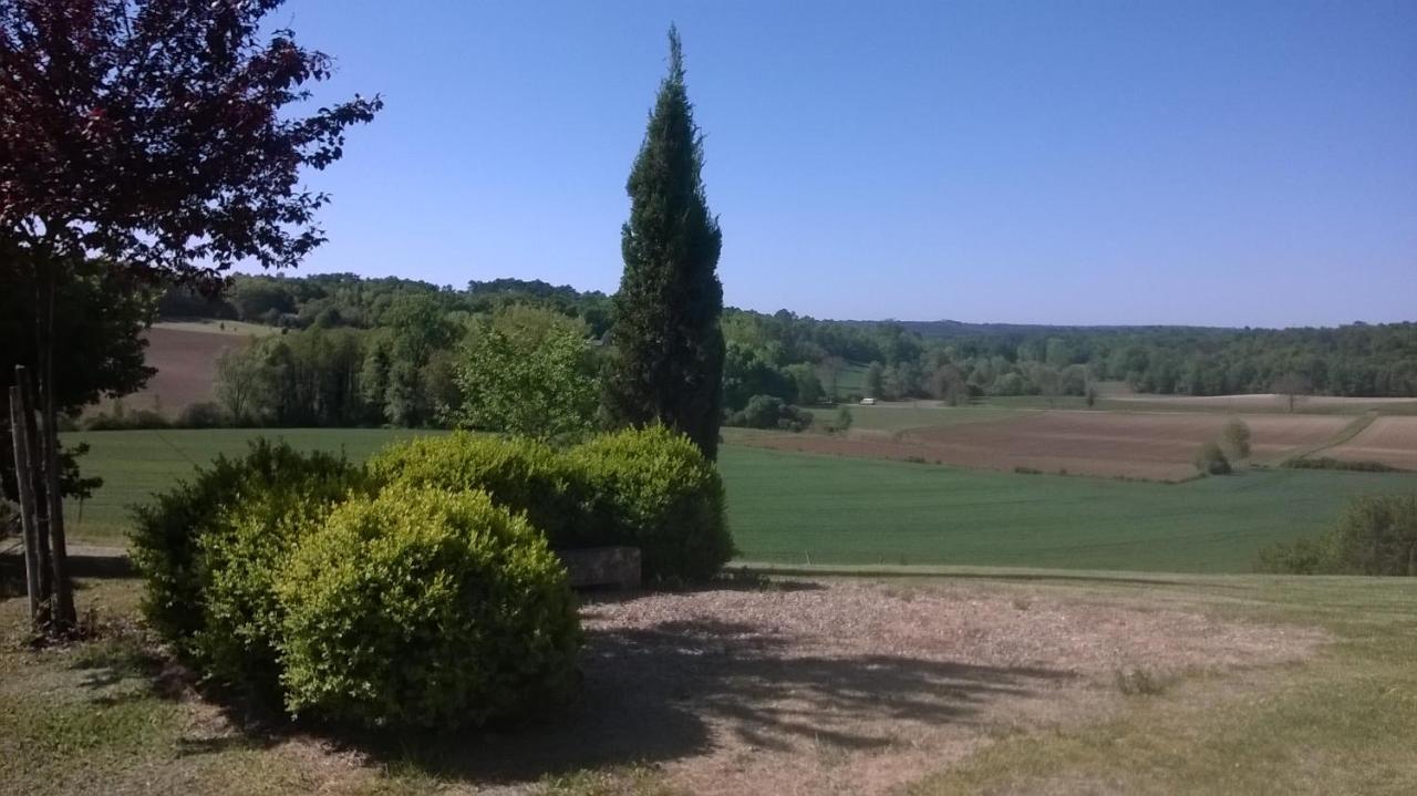 Lembaudie Saint-Privat-des-Pres Exterior photo
